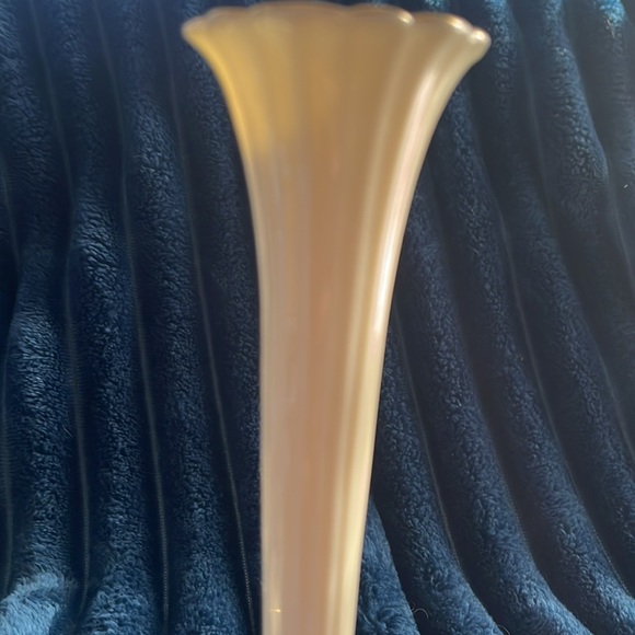 Identical, Lennox vases quality, and condition is perfect no chips, cracks, etc. - Picture 3 of 6